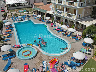 Plaza Pallas Hotel 2